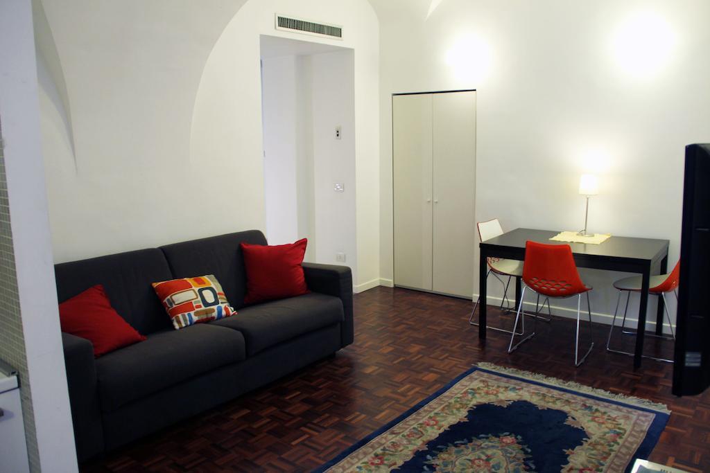Nazionale Flat Apartman Róma Szoba fotó